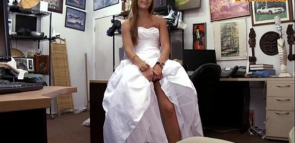  Girl in wedding dress banged by pawn guy